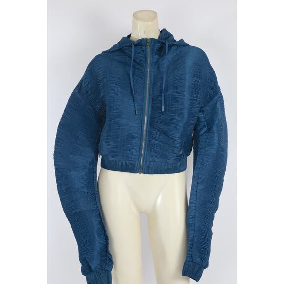 ALO Yoga Dynamic Legion Hooded Jacket Blue Short Zip Sport Athleisure Size S - Picture 11 of 16
